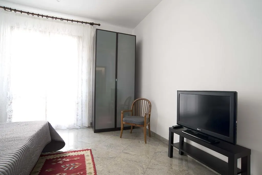 Relais Chiesa Madre - Rooms And Apartments Misterbianco Italy