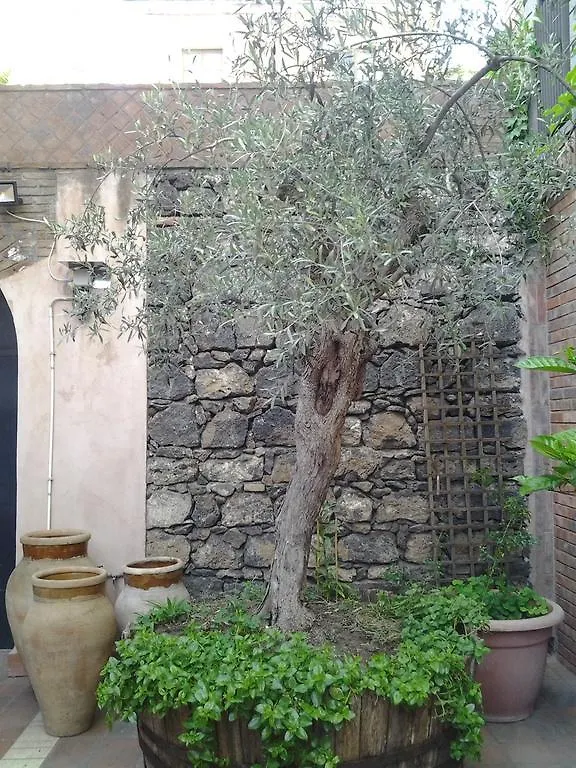 Relais Chiesa Madre - Rooms And Apartments Misterbianco